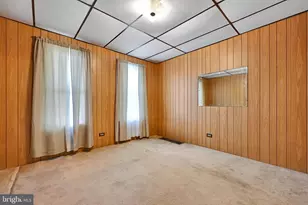 415 Boone St, Pottsville, PA 17901 - Photo 8