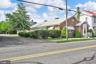 625 E Main St, Hegins, PA 17938 - Photo 4