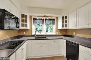 3 Earl Ave, Schuylkill Haven, PA 17972 - Photo 10