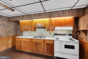 26 E Liberty St, Schuylkill Haven, PA 17972 - Photo 8