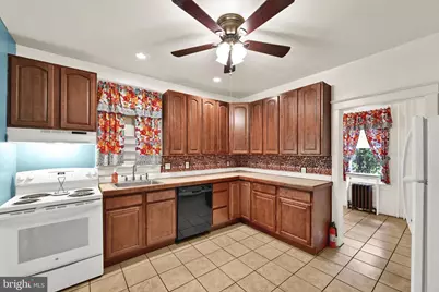 1755 W Norwegian Street, Pottsville, PA 17901 - Photo 10