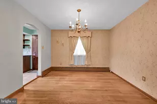 432 E Race St, Pottsville, PA 17901 - Photo 8