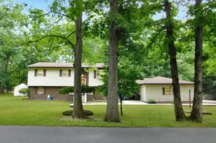 154 Lake Dr, Nesquehoning, PA 18240 - Photo 2