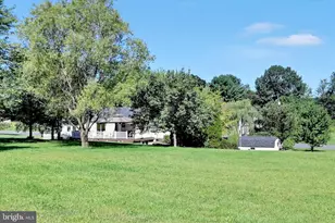 1290 Running Deer Dr, Auburn, PA 17922 - Photo 46