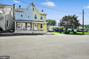 236 N Pine St, Tremont, PA 17981 - Photo 6