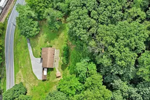 215 W Wilder St, Cressona, PA 17929 - Photo 4