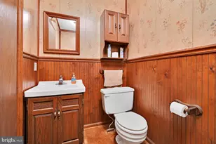 215 W Wilder St, Cressona, PA 17929 - Photo 32