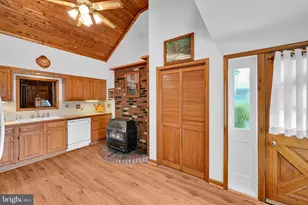 2156 Main St, Pottsville, PA 17901 - Photo 16