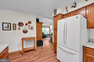 652 Canal Dr, Pine Grove, PA 17963 - Photo 10