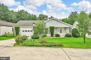 652 Canal Dr, Pine Grove, PA 17963 - Photo 1