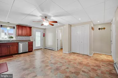 137 Nice Street S, Frackville, PA 17932 - Photo 16