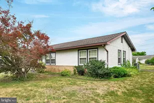115 Walnut St, Pine Grove, PA 17963 - Photo 6