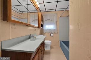 115 Walnut St, Pine Grove, PA 17963 - Photo 20