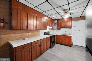 713 W Norwegian St, Pottsville, PA 17901 - Photo 10