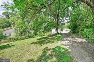 18 Church Ln, Pine Grove, PA 17963 - Photo 8