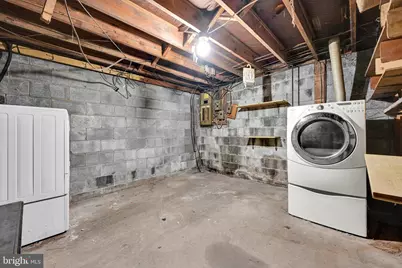 708 W Maple Street, Valley View, PA 17983 - Photo 28