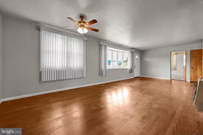 708 W Maple Street, Valley View, PA 17983 - Photo 10
