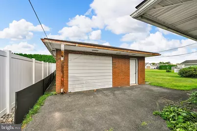 708 W Maple Street, Valley View, PA 17983 - Photo 8