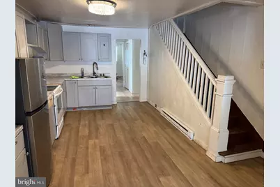 302 S 2nd Street, Saint Clair, PA 17970 - Photo 4
