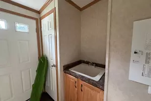12 Draper St, Gilberton, PA 17934 - Photo 8