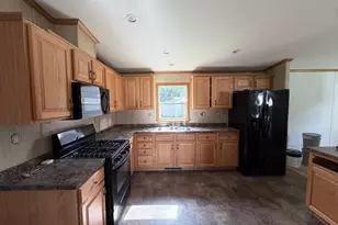 12 Draper St, Gilberton, PA 17934 - Photo 10