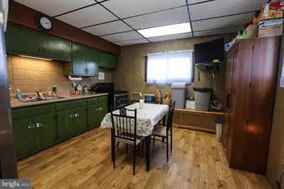 212 W Schuylkill Avenue, Pottsville, PA 17901 - Photo 4