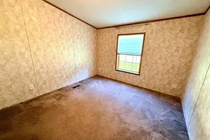 255 Angel Dr, New Ringgold, PA 17960 - Photo 28