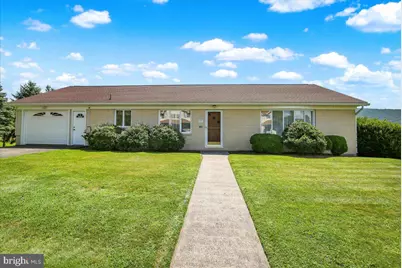 109 W Maple Street, Valley View, PA 17983 - Photo 1