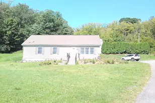 2865 Summer Valley Rd, New Ringgold, PA 17960 - Photo 10