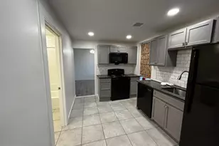 219 N 3rd St, Pottsville, PA 17901 - Photo 16