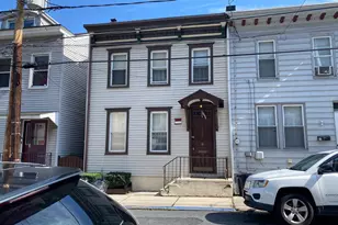 509 W Arch St, Pottsville, PA 17901 - Photo 1