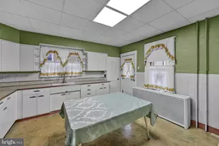 221 N Mill, Saint Clair, PA 17970 - Photo 16
