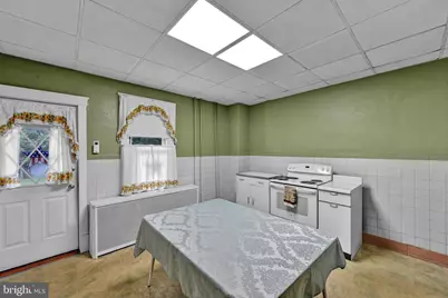 221 N Mill, Saint Clair, PA 17970 - Photo 22