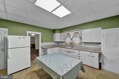 221 N Mill, Saint Clair, PA 17970 - Photo 20