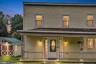 760 Forest Ln, Pottsville, PA 17901 - Photo 1