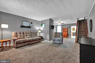 1706 W Norwegian St, Pottsville, PA 17901 - Photo 4