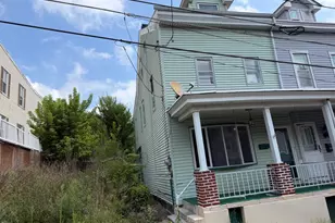 202 N 9th St, Pottsville, PA 17901 - Photo 10