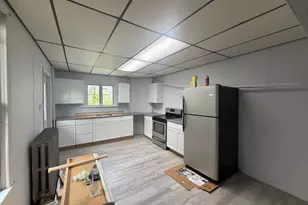 202 N 9th St, Pottsville, PA 17901 - Photo 14