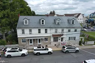 25 N Center St, Frackville, PA 17931 - Photo 1