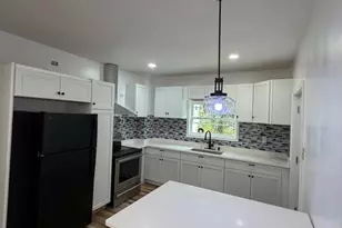 1017 Laurel Blvd, Pottsville, PA 17901 - Photo 4