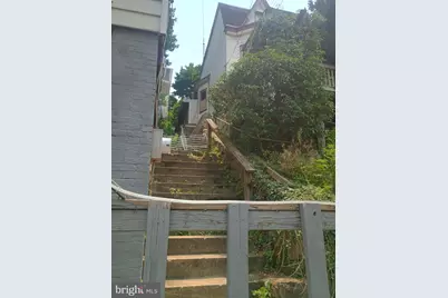 427 E Norwegian Street, Pottsville, PA 17901 - Photo 2