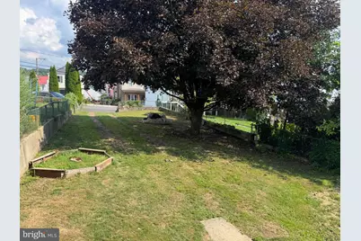 627 N 2nd Street, Minersville, PA 17954 - Photo 22