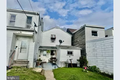 112 S Lehigh Avenue S, Frackville, PA 17931 - Photo 4