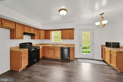 21 E Abby Lane, Schuylkill Haven, PA 17972 - Photo 4