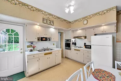 1329 W Market Street, Pottsville, PA 17901 - Photo 4