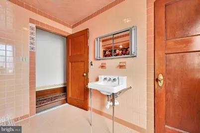 1329 W Market Street, Pottsville, PA 17901 - Photo 6