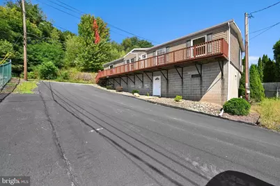319 N Chestnut Street, Shenandoah, PA 17976 - Photo 4