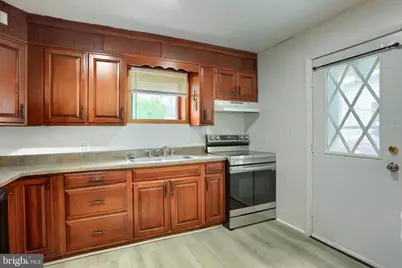 130 E Bacon Street, Pottsville, PA 17901 - Photo 8