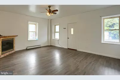 130 E Bacon Street, Pottsville, PA 17901 - Photo 4