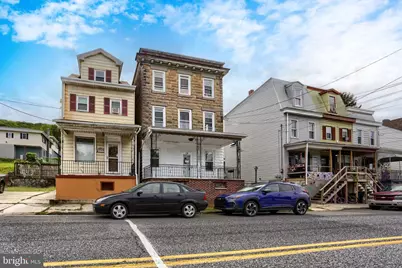 130 E Bacon Street, Pottsville, PA 17901 - Photo 2